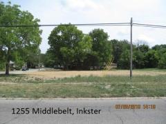 1255 Middlebelt, vacant